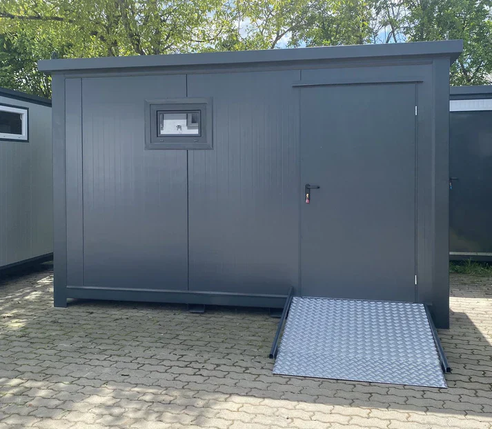 conteneur de toilettes 4x2