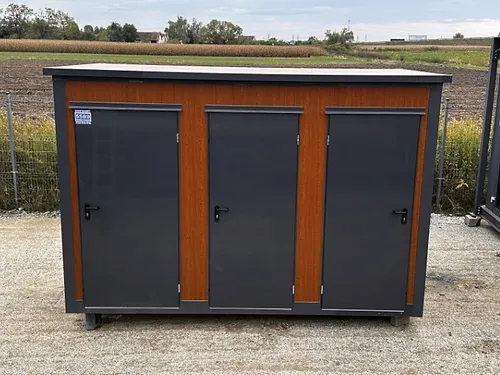 conteneur sanitaire de type pavillon avec triple cabine