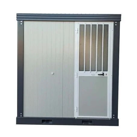 unité sanitaire sdu avec toilettes, douche, lavabo et urinoir unité sanitaire sdu avec toilettes, douche, lavabo et urinoir